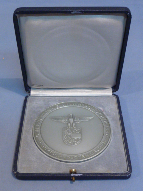 Original WWII German CASED Victor Medal for the Winter Sport Week 1940, GARMISCH-PATENKIRCHEN