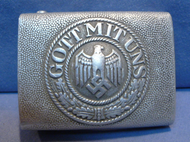 Original WWII German Army (Heer) EM/NCO Belt Buckle, Aluminum