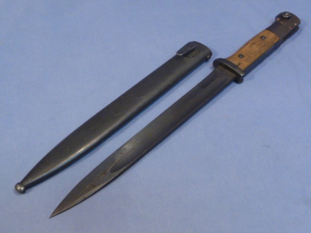 Original WWII German 98K Bayonet and Scabbard, Late-War Tooling