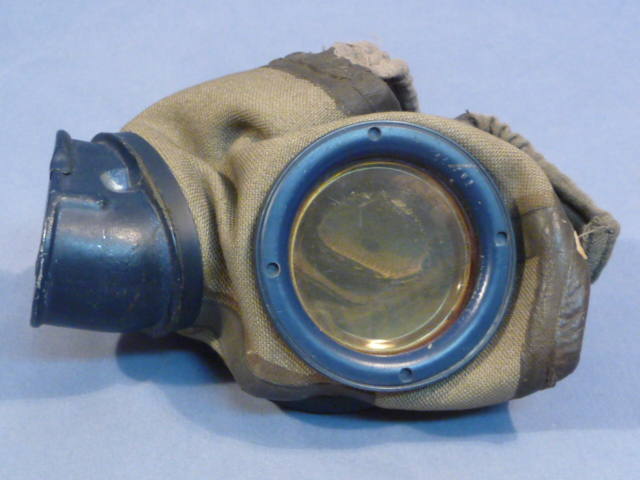 Original WWII German Soldiers Size 2 M30 Gas Mask, 1944 Dated!