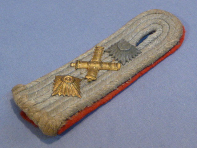Original WWII German Artillery Ordnance Hauptmann's Shoulder Board, Single