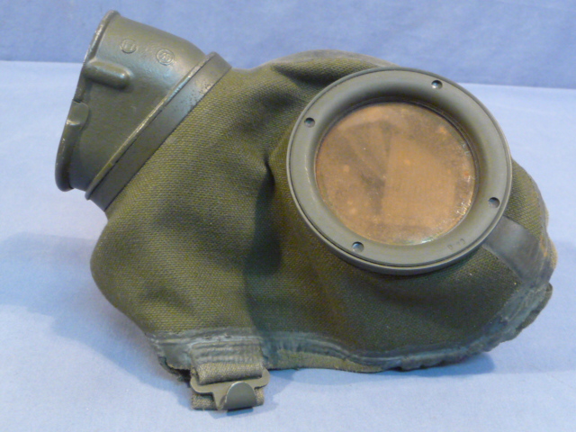 Original Pre-WWII German Soldier�s M30 Gas Mask, NICE Size 2
