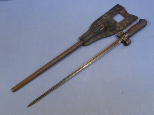 Original WWI French 86/15 Bayonet, Scabbard and Leather Frog