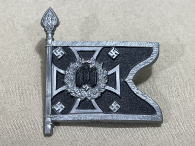 Original WWII German Army Engineer's Flag Tinnie, PIONIERE (MOT.)