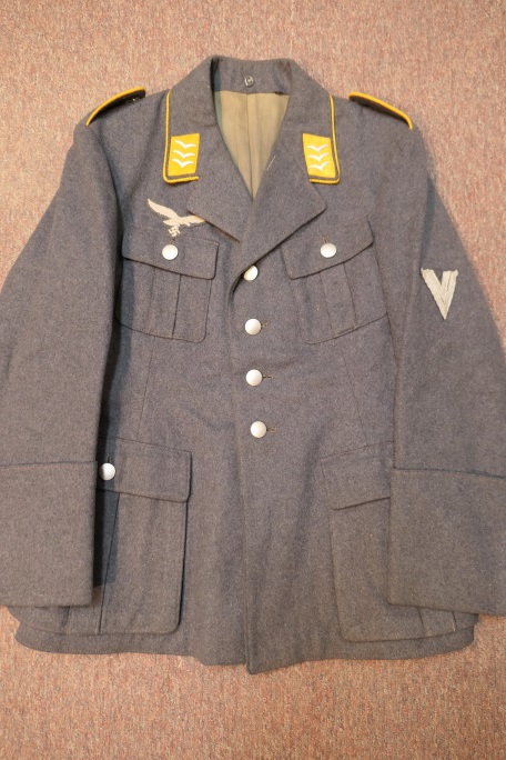 Original 1937 German Luftwaffe (Air Force) Service Tunic, Air Fighting Unit Signals