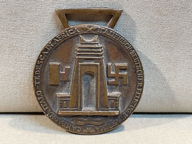 Original WWII German Italian/German Africa Campaign Medal