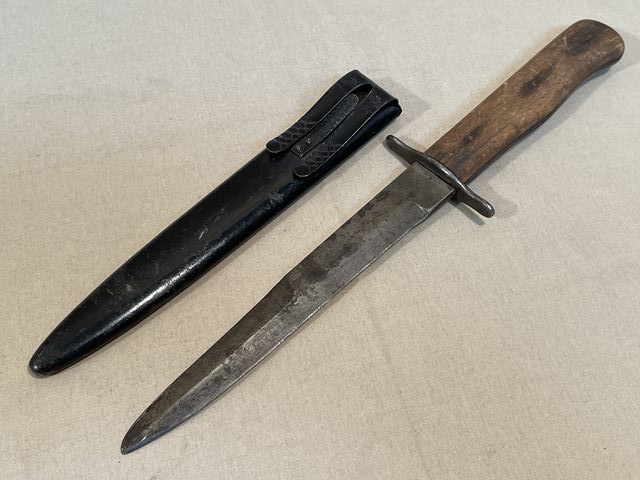 Original WWII German Luftwaffe Fighting Knife & Scabbard