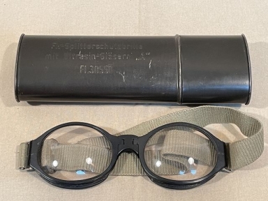 Original WWII German Luftwaffe Flyer's Shatter Proof Goggles w/Ultrasin Glass and Case