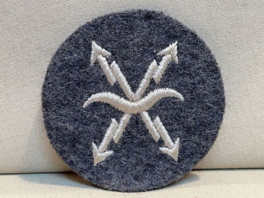 Original WWII German Luftwaffe Aircraft/Air Raid Warning Service Career Sleeve Insignia