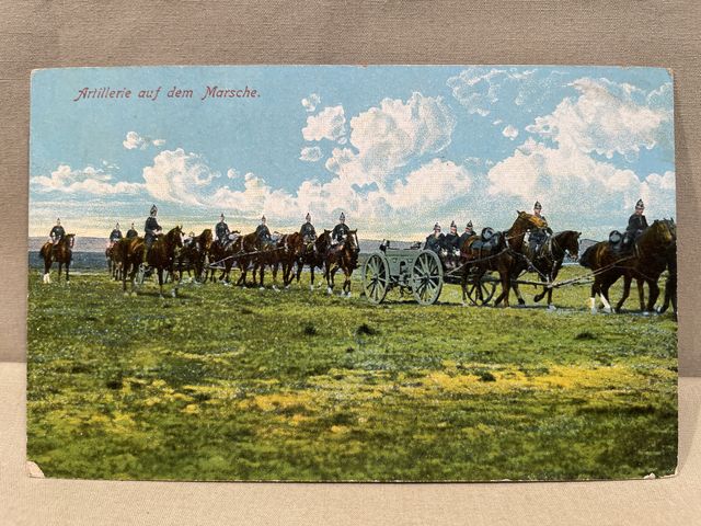 Original WWI German Military Themed Postcard, Artillerie auf dem Marsche