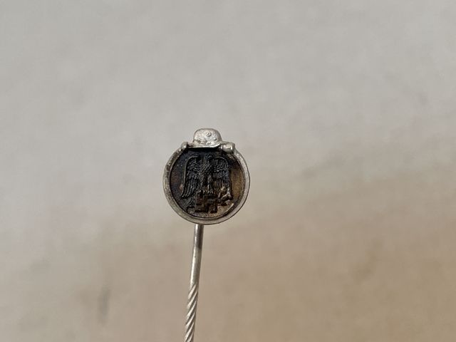 Original WWII German Russian Front Medal Miniature, 10mm