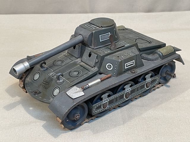 POSTWAR German Mechanical Toy Tank, Gescha Patent