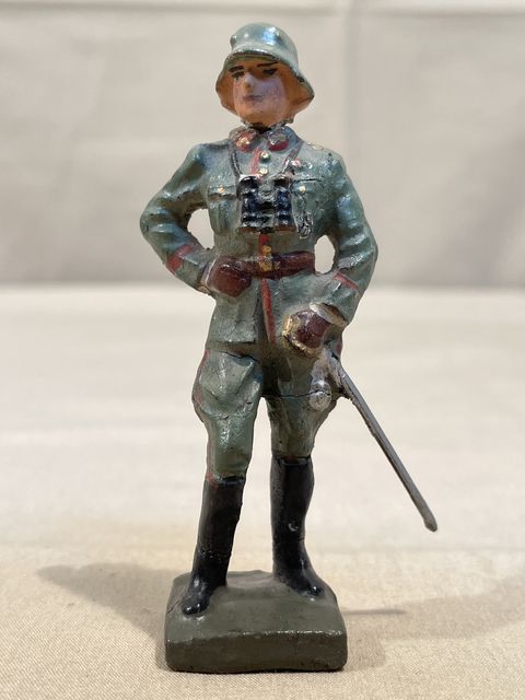 Original Nazi Era German Toy Soldier Officer Standing with Sword, LINEOL