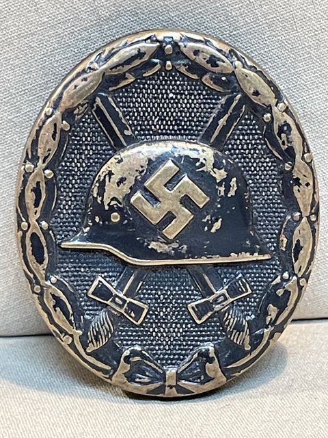 Original WWII German Black Wound Badge, BRASS
