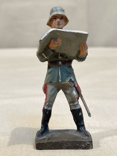 Original Nazi Era German Army Toy Soldier Officer with Map, LINEOL