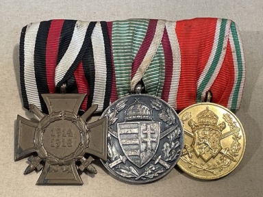 Original WWII German 3 Position Parade Medal Bar, Combatant's Honor Cross