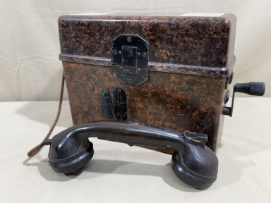 Original WWII German Model 33 Field Phone in Bakelite Case, 1941