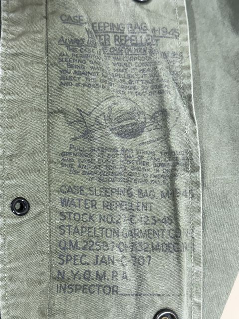 Bunker Militaria: Original WWII US Army Case, Sleeping Bag, M-1945