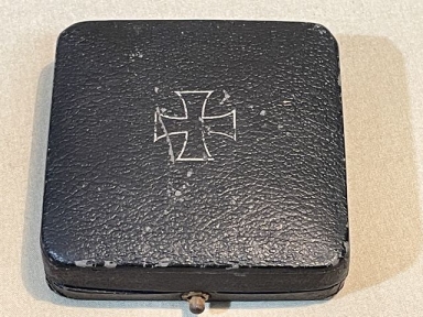 HOLD! Original WWII German 1939 Iron Cross 1st Class CASE!!!