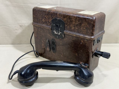 Original WWII German Model 33 Field Phone in Bakelite Case, 1939
