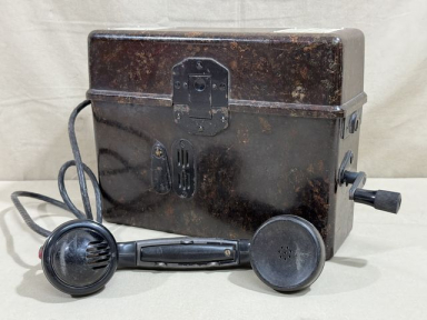 Original WWII German Model 33 Field Phone in Bakelite Case, 1941