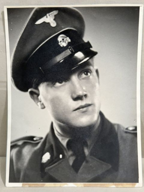 Original WWII German Studio Portrait Photograph, Waffen-SS Totenkopf Soldier!