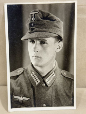 Original WWII German Studio Portrait Photograph, Gebirgsjäger!